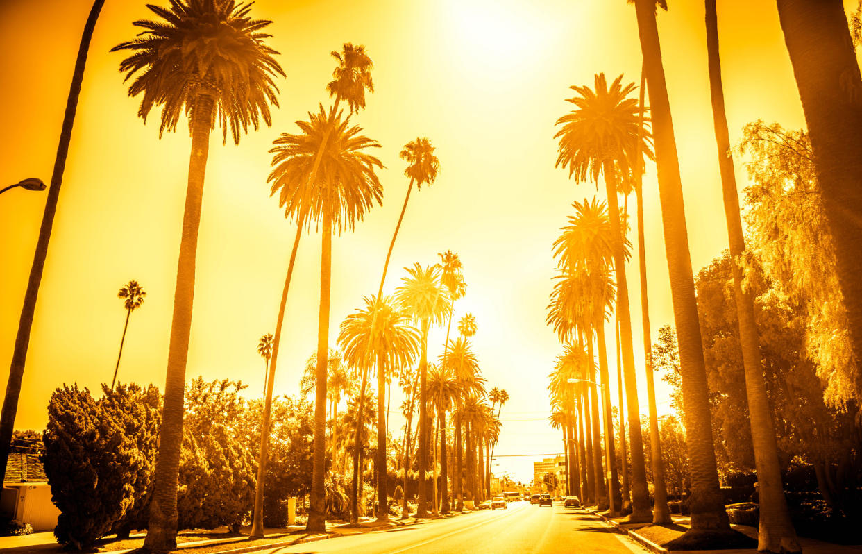 Sunset in Beverly Hills, California - ©oneinchpunch - stock.adobe.com