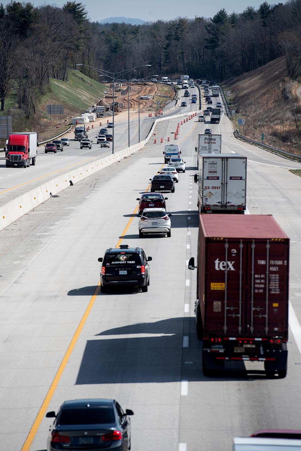 The North Carolina Department of Transportation says that there will be an overnight closure of Interstate 26 West to “allow contract crews to reach a milestone in the construction of a new bridge for the Blue Ridge Parkway over the interstate.”