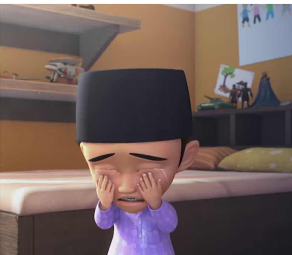 Fizi apologising to his friends Upin and Ipin over his insensitive remark. —  Picture via Instagram/upinnipinofficial