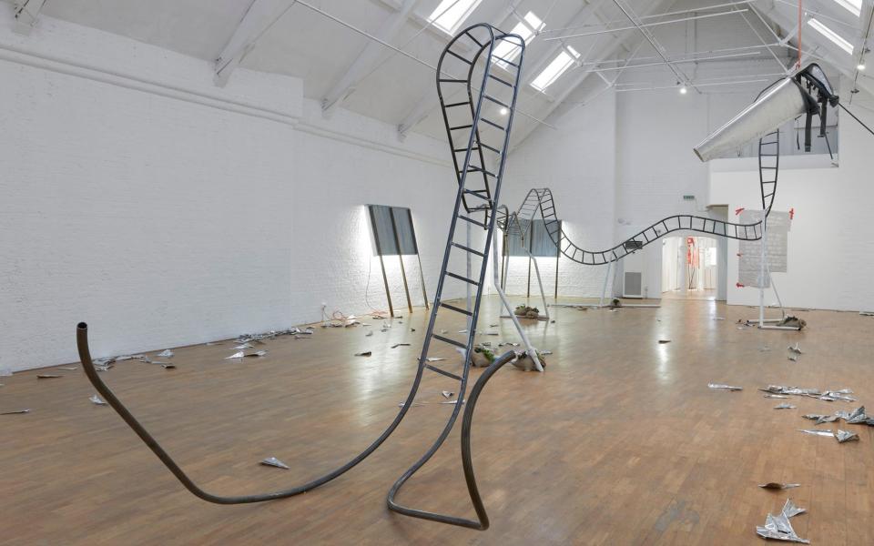 No Medals No Ribbons, held at Modern Art Oxford, boasts an installation featuring steel roller coaster tracks bent into the skeleton form of a woolly mammoth