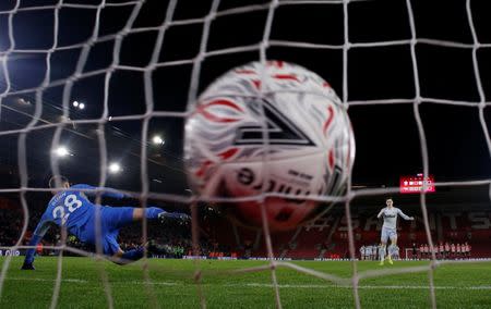 Soccer Football - FA Cup Third Round Replay - Southampton v Derby County - St Mary's Stadium, Southampton, Britain - January 16, 2019 Derby County's Tom Lawrence scores a penalty during the shootout Action Images via Reuters/Andrew Couldridge