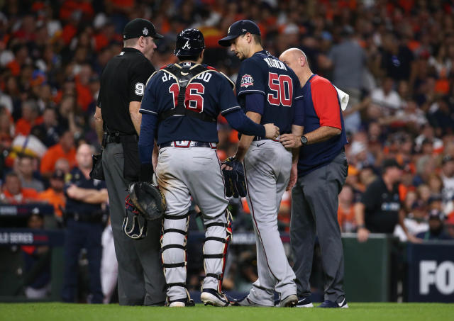 Braves' Game 1 starter Charlie Morton suffers broken leg, ruled out for  World Series