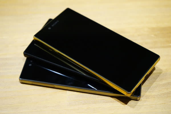 唯我獨尊 黑科技展現 首創4K螢幕手機 Xperia Z5 家族登台亮相