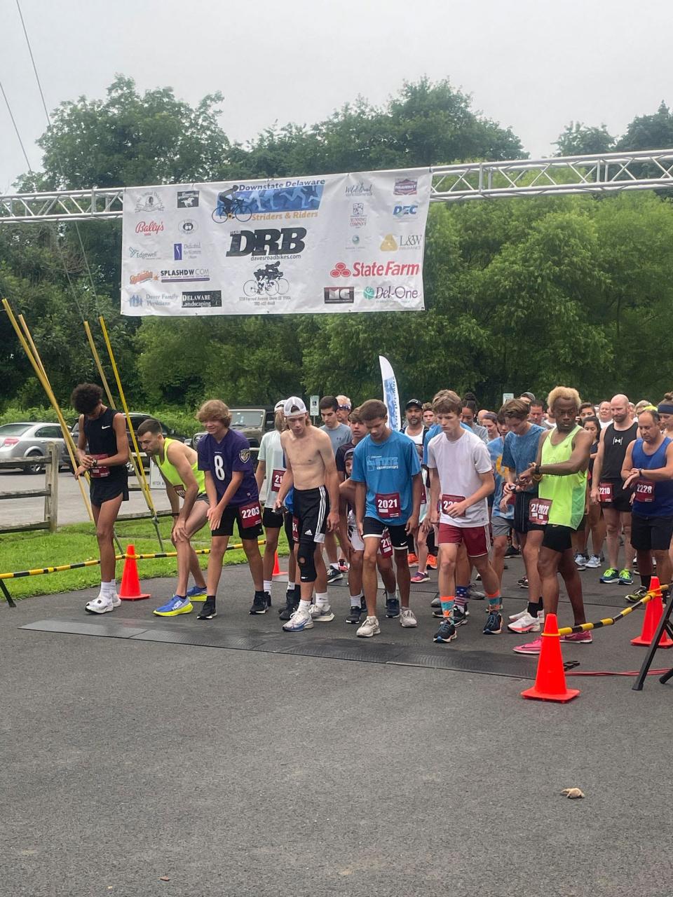 Buffalo Stampede runners prepare to dash off the starting line.