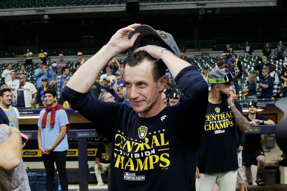 Brewers manager Craig Counsell celebrates the Brewers winnin ghte NL Central Division titlte on Tuesday night at American Family Field despite a loss to the Cardinals.