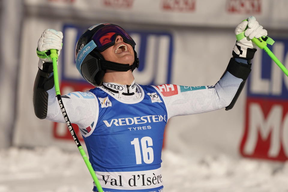 Norway's Kajsa Vickhoff Lie reacts after completing an alpine ski, women's World Cup Super G race, in Val d'Isere, France, Sunday, Dec. 17, 2023. (AP Photo/Giovanni Auletta)