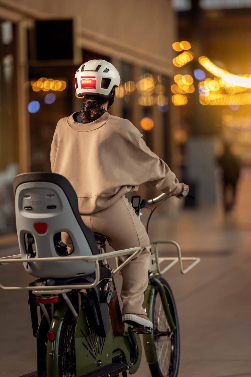 Lazer Verde KenetiCore Helmet LED childs seat