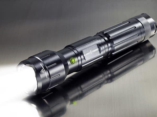 Die FlashTorch ist nicht nur unglaublich hell, sondern wird auch unglaublich heiß (Bild: Wicked Lasers)