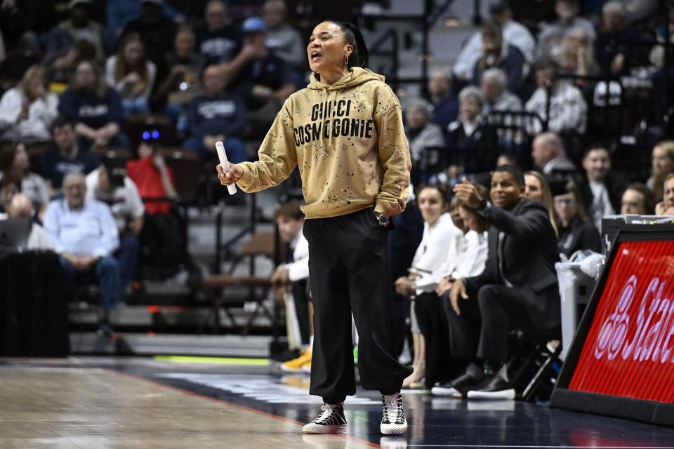 South Carolina head coach Dawn Staley calls out to an official in the first half of an NCAA college basketball game against Utah, Sunday, Dec. 10, 2023, in Uncasville, Conn. | Jessica Hill, Associated Press
