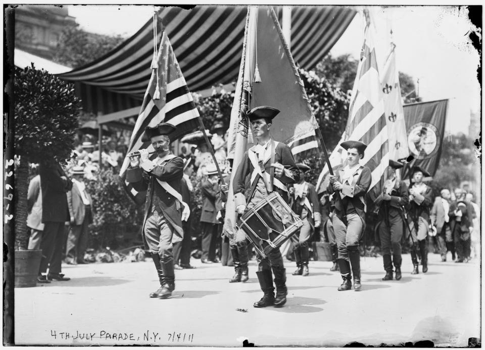 <p>4th July Parade, 1911, N.Y. (Bain Collection/Library of Congress) </p>