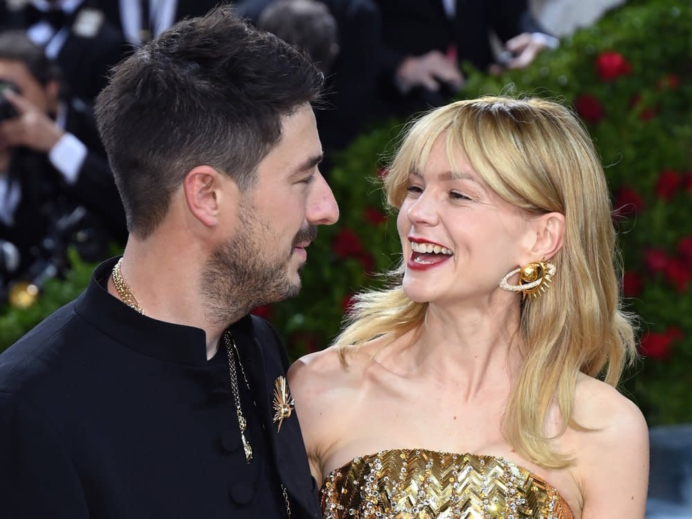 Carey Mulligan mit ihrem Ehemann, Marcus Mumford, auf der Met Gala in New York. (Bild: imago images/PA Images)