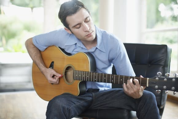 Man playing guitar