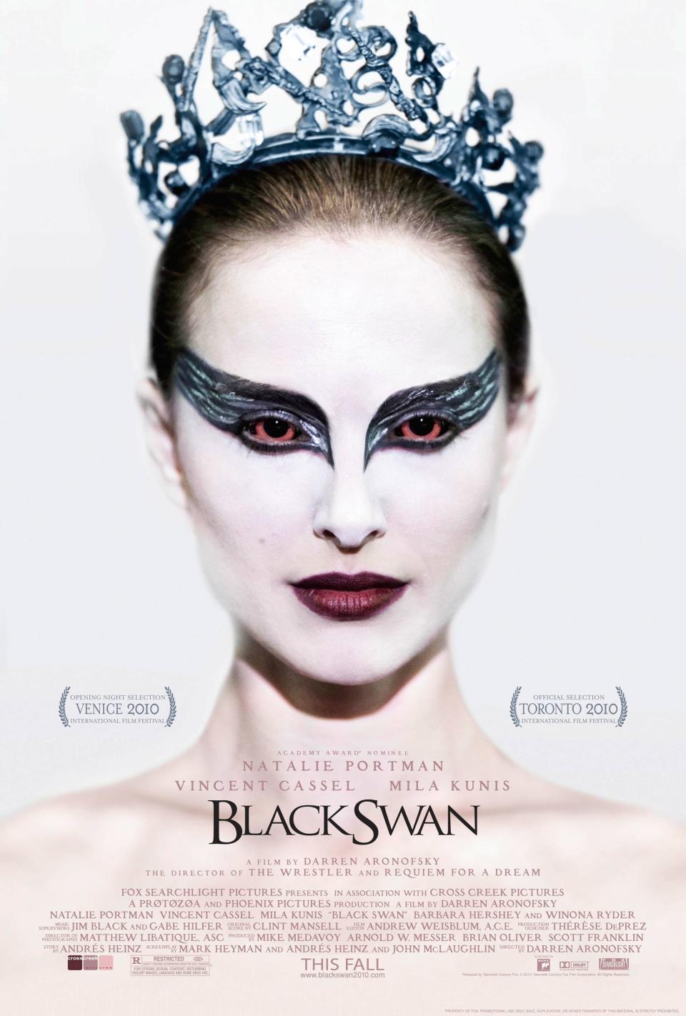 BLACK SWAN, Natalie Portman, 2010, ph: Niko Tavernise/TM and copyright ©Fox Searchlight Pictures. All rights reserved.