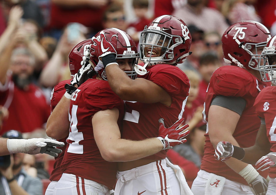 Irv Smith (82) and Hale Hentges are set to bea Alabama’s two starting tight ends. (AP Photo/Brynn Anderson, File)