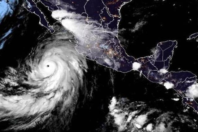 D-backs, Padres game rescheduled as Hurricane Hilary inches closer to  California