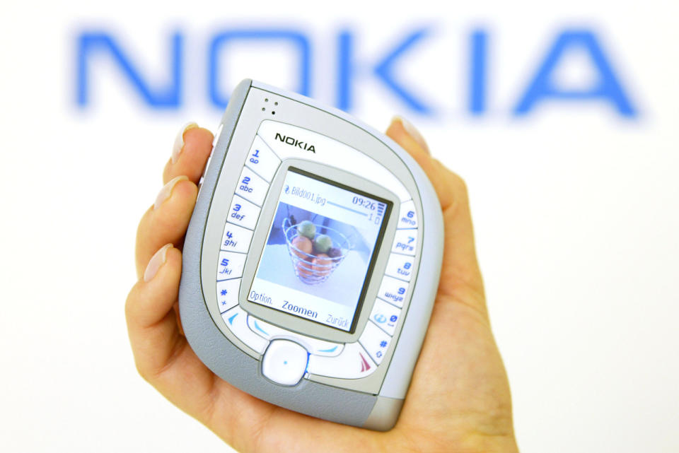 Nokia 7600