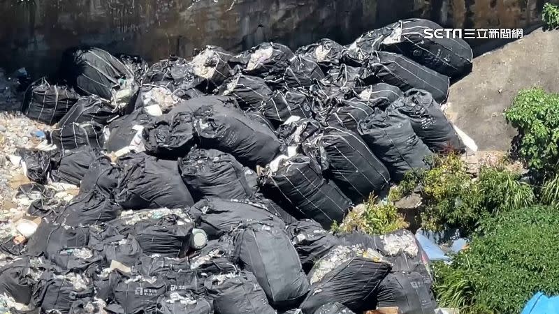 兩年前離島垃圾運送問題仍在訴訟中，當時垃圾共5百公噸。