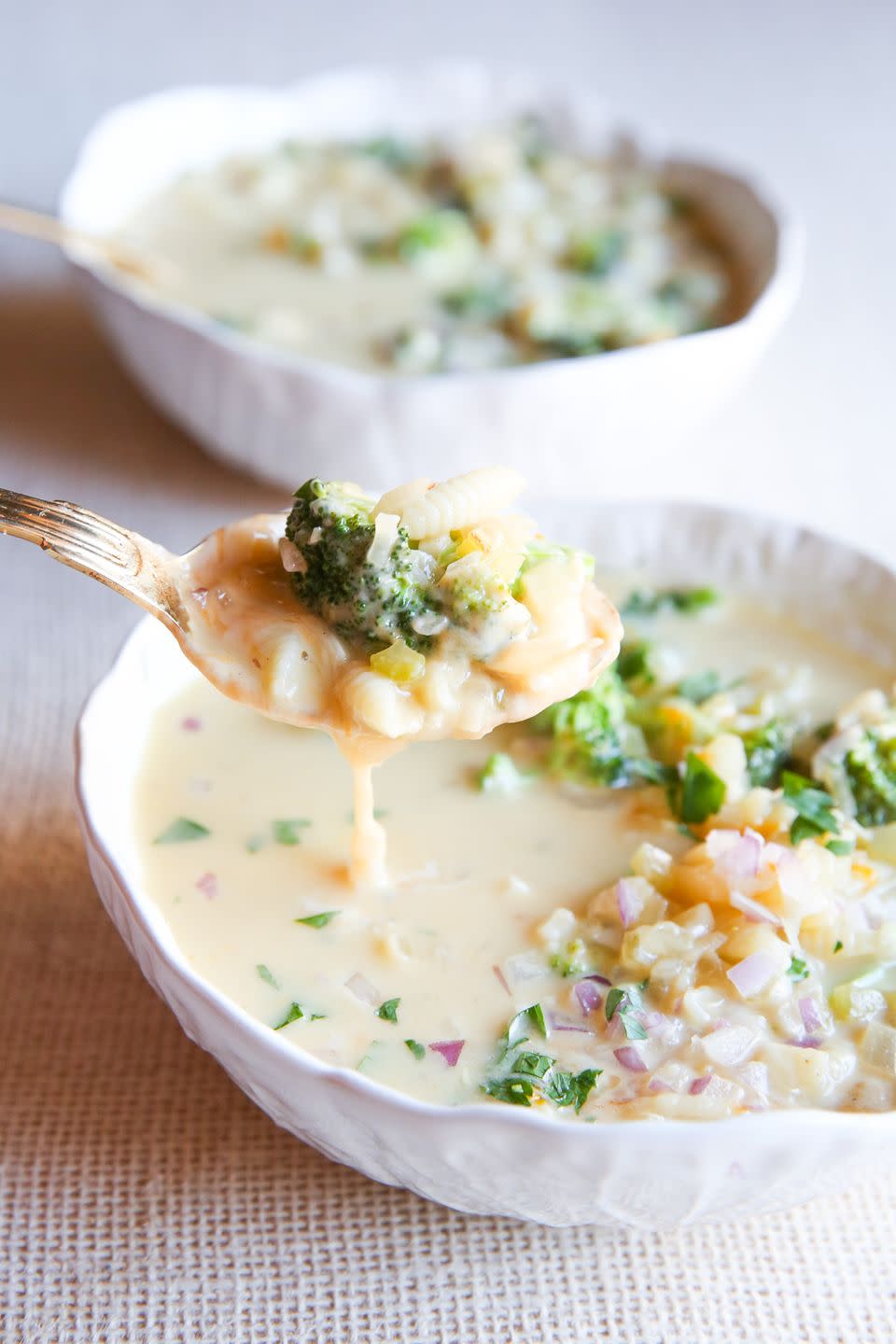 Broccoli-Cheddar Macaroni Soup