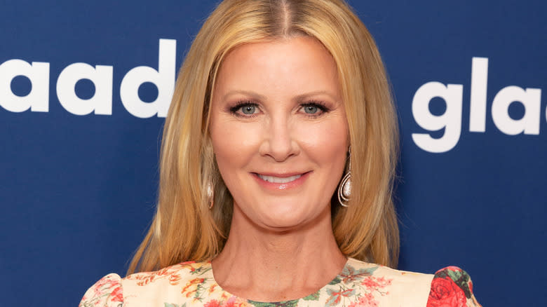 Sandra Lee smiling at event