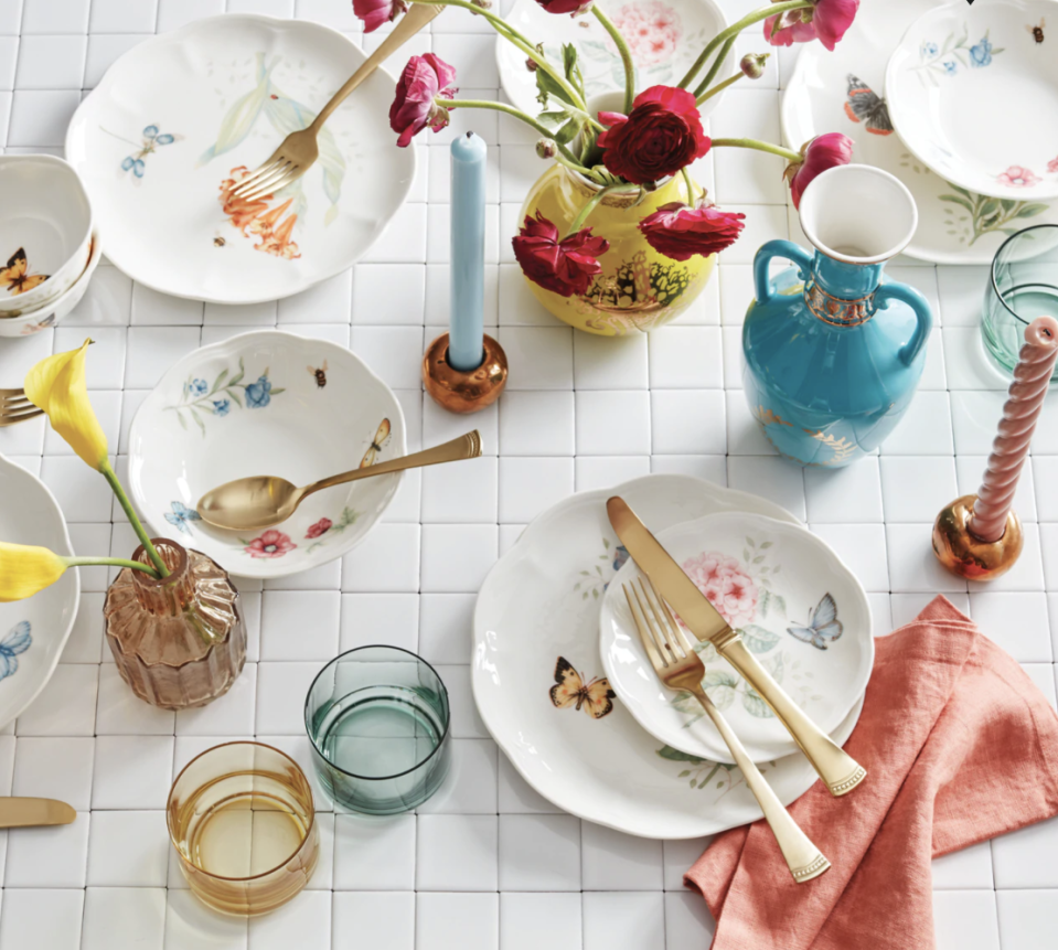 <p>This year, we're all about creating a welcoming space for <a href="https://www.housebeautiful.com/shopping/home-accessories/g36902516/hosting-post-pandemic/" rel="nofollow noopener" target="_blank" data-ylk="slk:hosting;elm:context_link;itc:0;sec:content-canvas" class="link ">hosting</a> memorable dinner parties—and al fresco meals! But before you send out the invitations, it's important to set your table with the essentials: the best dinnerware sets. Sure, your friends are understanding and will appreciate the gesture even on mismatched plates or <a href="https://www.housebeautiful.com/shopping/g39491275/best-reviewed-pots-and-pans-set/" rel="nofollow noopener" target="_blank" data-ylk="slk:pots and pans,;elm:context_link;itc:0;sec:content-canvas" class="link ">pots and pans,</a> but serving your lucky guests on beautiful dinnerware will really take your tablescape to the next level. No matter what size your home is, your <a href="https://www.housebeautiful.com/room-decorating/dining-rooms/g28354929/dining-sets-for-small-spaces/" rel="nofollow noopener" target="_blank" data-ylk="slk:dining room table;elm:context_link;itc:0;sec:content-canvas" class="link ">dining room table</a> deserves a setup that reflect your personality and lifestyle.</p><p>If you're tired of searching high and low for wherever you purchased that random plate you love, investing in dinnerware sets will skip over that issues. You can finally keep everything in order, replace broken plates, and have a high-quality backdrop for the dinner you worked so hard on. Porcelain, sparkling glass, stoneware—there are so many options to choose from. The weight of the crown for the hostess is heavy so we rounded up our favorite dinnerware set brands that make setting our tables (whether it's an intimate dinner for two or huge party) restaurant-worthy. These dinnerware sets can be <a href="https://www.housebeautiful.com/shopping/g36202838/best-direct-to-consumer-cookware/" rel="nofollow noopener" target="_blank" data-ylk="slk:delivered to your home;elm:context_link;itc:0;sec:content-canvas" class="link ">delivered to your home</a> and arrive just in time for your next event.</p>