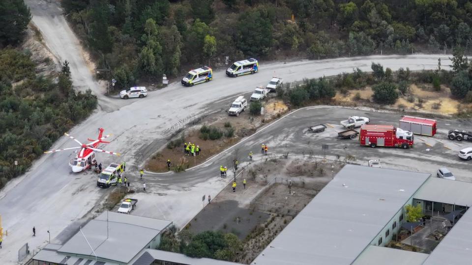 BALLARAT, AUSTRALIA. NCA NewsWire Photos- MARCH 13, 2024, 2 men trapped at Ballarat Gold Mine in Mt Pleasant., Emergency services gather at the scene., Picture: NCA NewsWire/ Ian Wilson