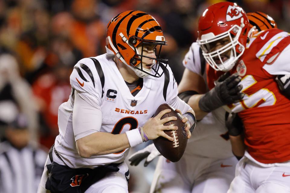 KANSAS CITY, MISSOURI - JANUARY 29: Joe Burrow #9 of the Cincinnati Bengals looks to pass against the Kansas City Chiefs during the fourth quarter in the AFC Championship Game at GEHA Field at Arrowhead Stadium on January 29, 2023 in Kansas City, Missouri. (Photo by David Eulitt/Getty Images)