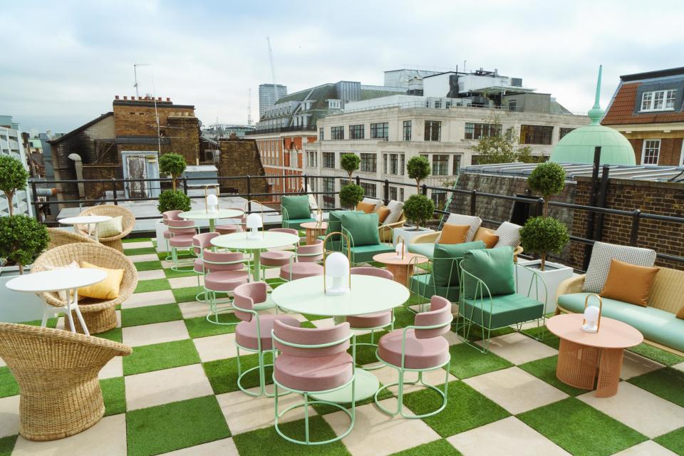 Members can also take advantage of the private rooftop (The Wing London)