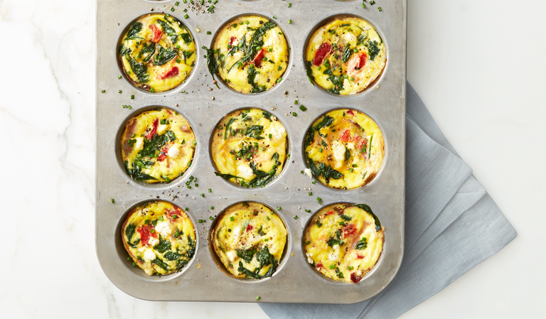 spinach and goat cheese egg muffins low calorie breakfast