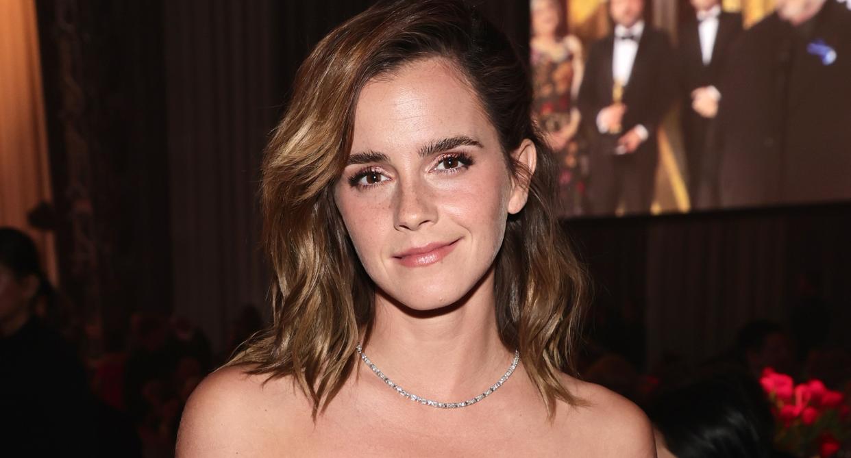 Emma Watson's 'floating' dress causes confusion among her fans ...