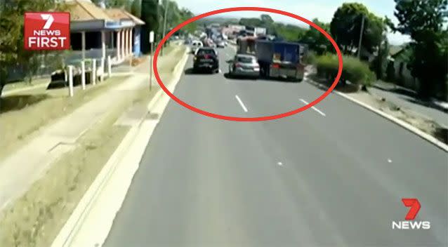 The truck swerves from the right lane, all the way across to the far left. Pictrue: 7 News