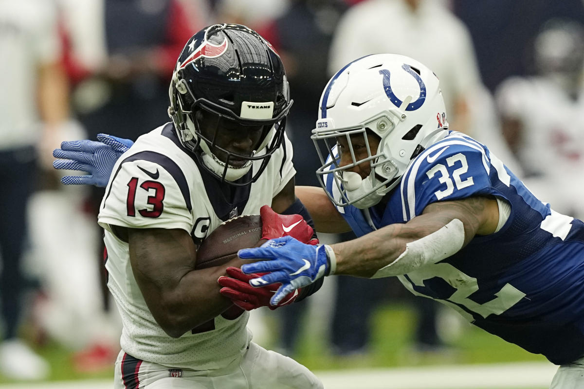 Houston Texans Davis Mills found Brandin Cooks for a touchdown on