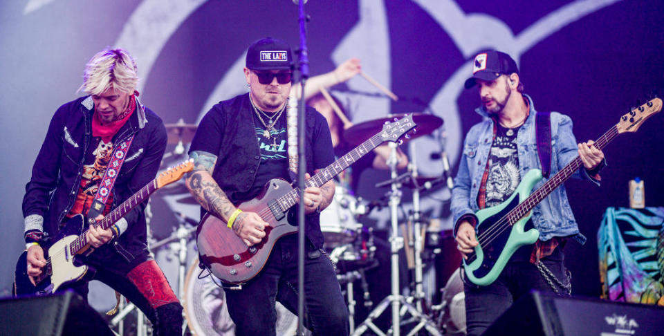 Black Stone Cherry performing