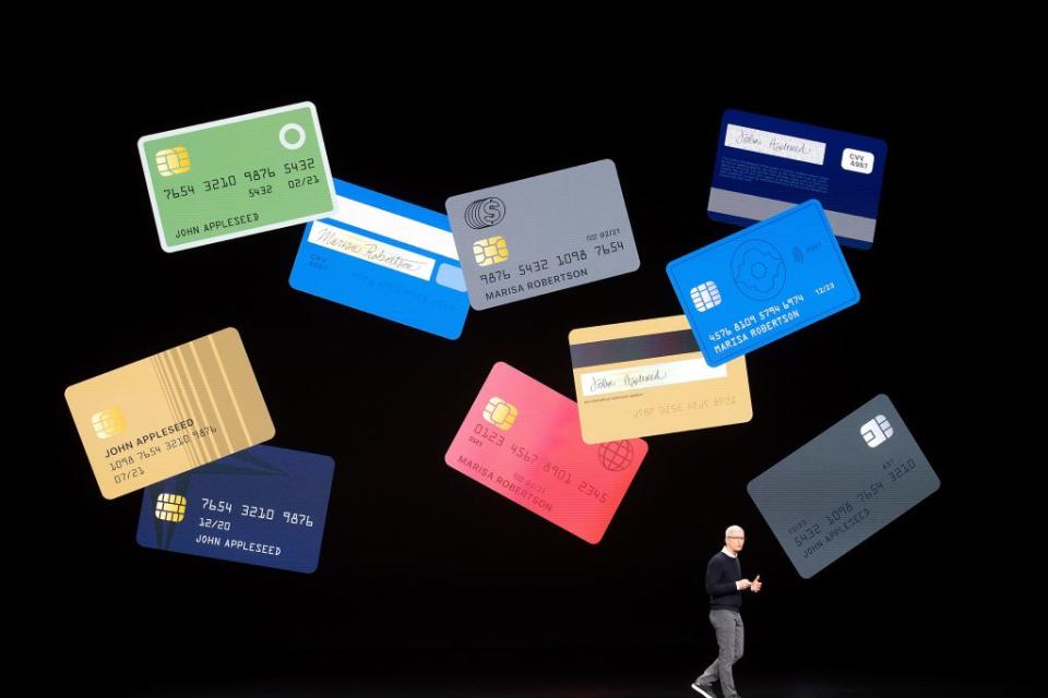 Un momento della presentazione della Apple Card  (Photo credit should read NOAH BERGER/AFP/Getty Images)