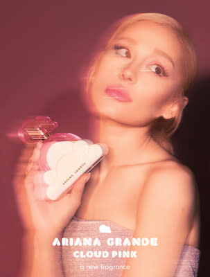 Ariana Grande 推出她的最新香水 Cloud Pink