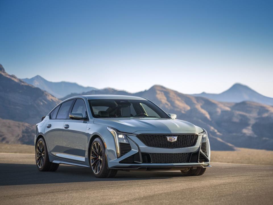 2025 cadillac ct5 v blackwing release photos