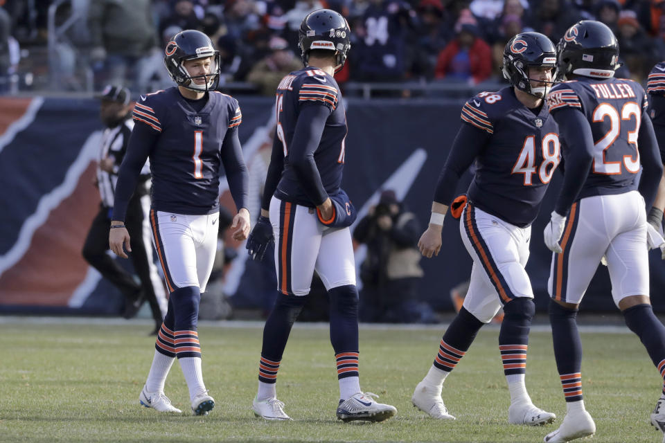 Bears kicker Cody Parkey (1) got in some extra practice Wednesday night. (AP)