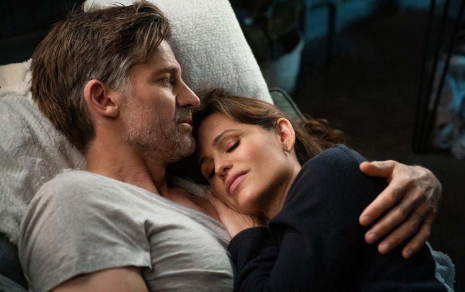 Nikolaj Coster-Waldau and Jennifer Garner in The Last Thing He Told Me - Jessica Brooks/Apple TV+