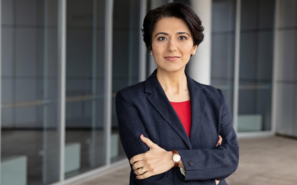 Golineh Atai wurde am  8. Dezember 1974 in der iranischen Hauptstadt Teheran geboren. Als Redakteurin und Reporterin arbeitete sie zunächst für die ARD und den WDR. Zum 1. Januar 2022 wechselte sie zum ZDF und übernahm die Leitung des Studios in Kairo.  (Bild: ZDF / Jana Kay)