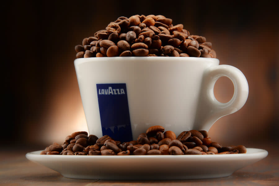 <p>Chiude l’elenco di aziende italiane la Lavazza, in crescita di ben 11 posizioni rispetto a un anno fa. (Credits – Getty Images) </p>