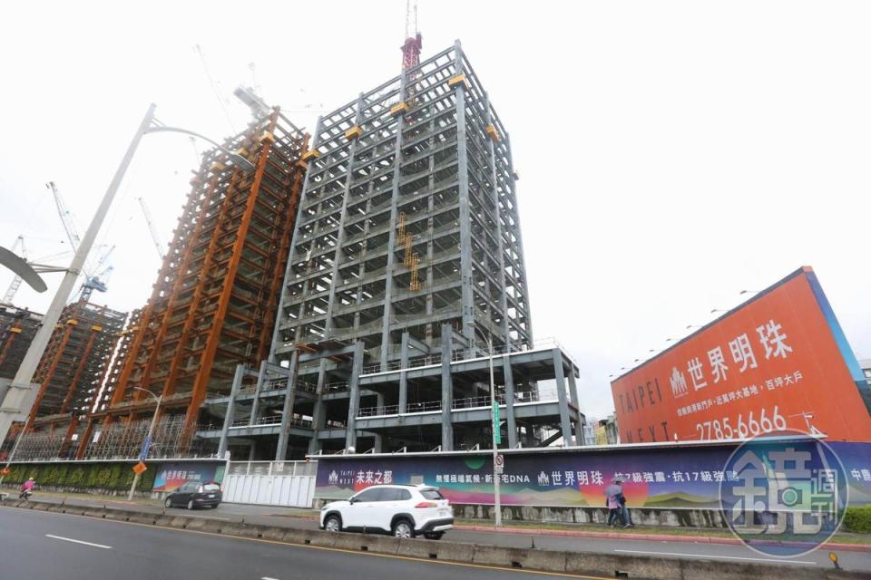 南港推出的「世界明珠」建案，是林學圃的自信之作，預計2023年可以交屋。