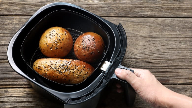 Bread rolls in air fryer