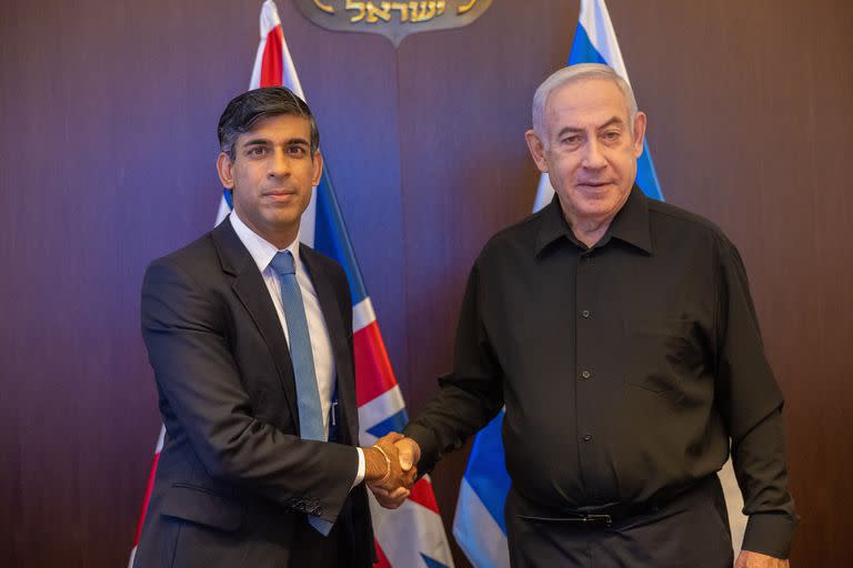 El Primer Ministro del Reino Unido, Rishi Sunak, se reúne con el Primer Ministro israelí, Benjamin Netanyahu