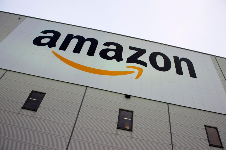 Amazon warns UK sellers to prepare for no-deal Brexit disruption to deliveries