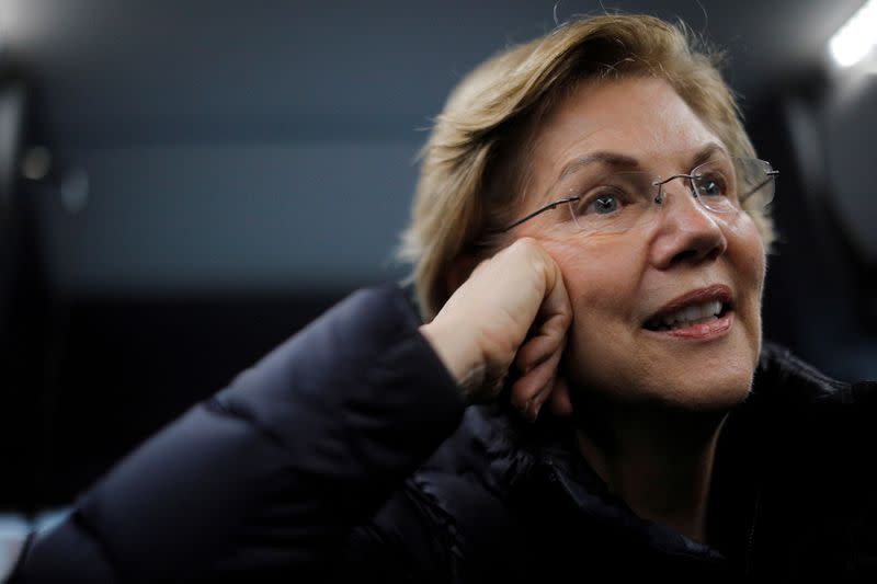 FILE PHOTO: Democratic 2020 U.S. presidential candidate Warren campaigns in Rochester