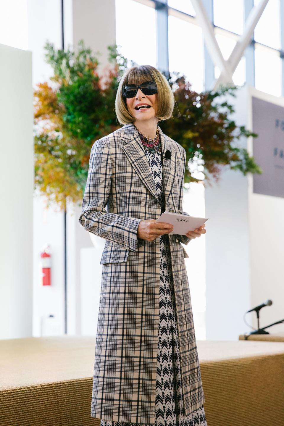 <h1 class="title">Anna Wintour</h1><cite class="credit">Photographed by Corey Tenold</cite>