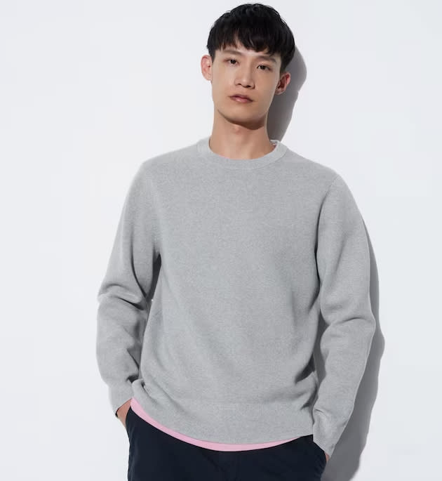 Unisex top-rated Uniqlo ribbed crewneck sweater