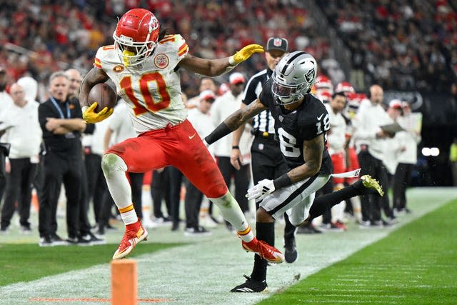 Chiefs Raiders Football