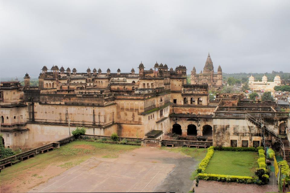 Jahangir Mahal, important maharaja palace and military fortification in Orchha, Uttar Pradesh, India