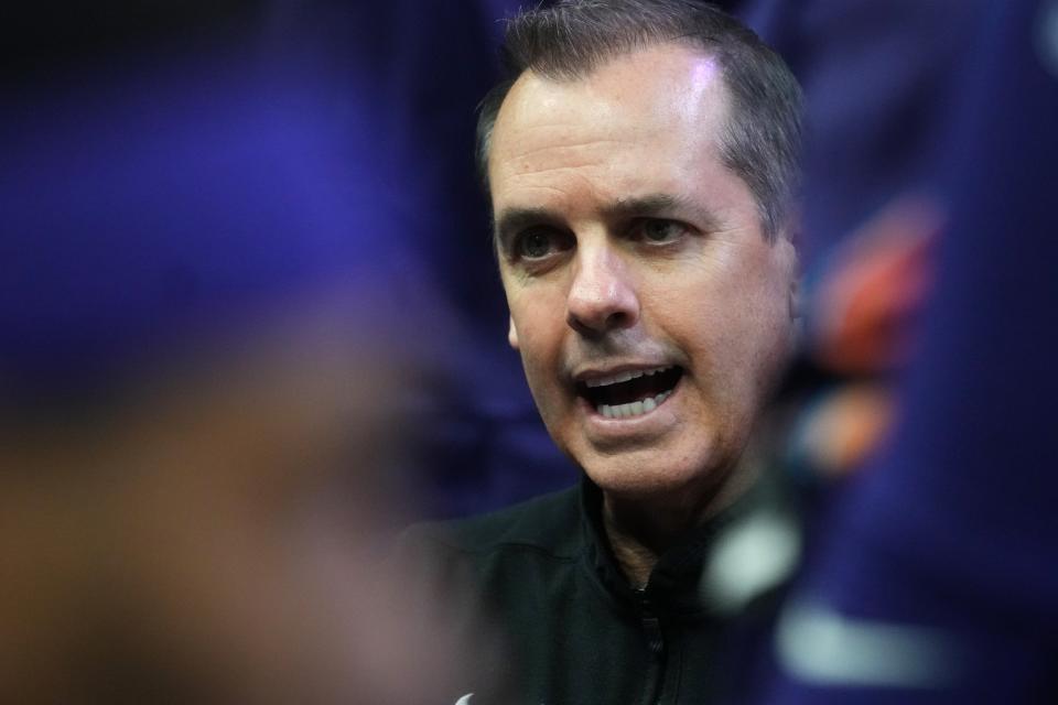 Phoenix Suns head coach Frank Vogel talks to his team during a timeout in their game against the Charlotte Hornets at Footprint Center in Phoenix on Dec. 29, 2023.