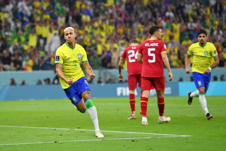 LUSAIL CITY, QATAR - NOVEMBER 24: Richarlison of Brazil celebrates after scoring their team's first goal  during the FIFA World Cup Qatar 2022 Group G match between Brazil and Serbia at Lusail Stadium on November 24, 2022 in Lusail City, Qatar. (Photo by Justin Setterfield/Getty Images)